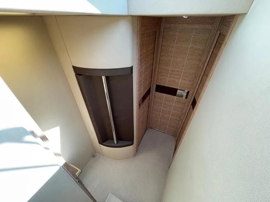 2011 Azimut 53 