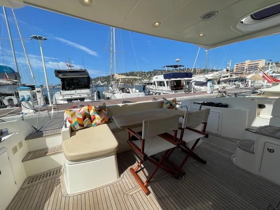 2011 Azimut 53 