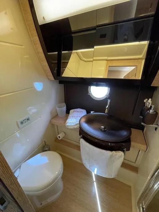 2011 Azimut 53 