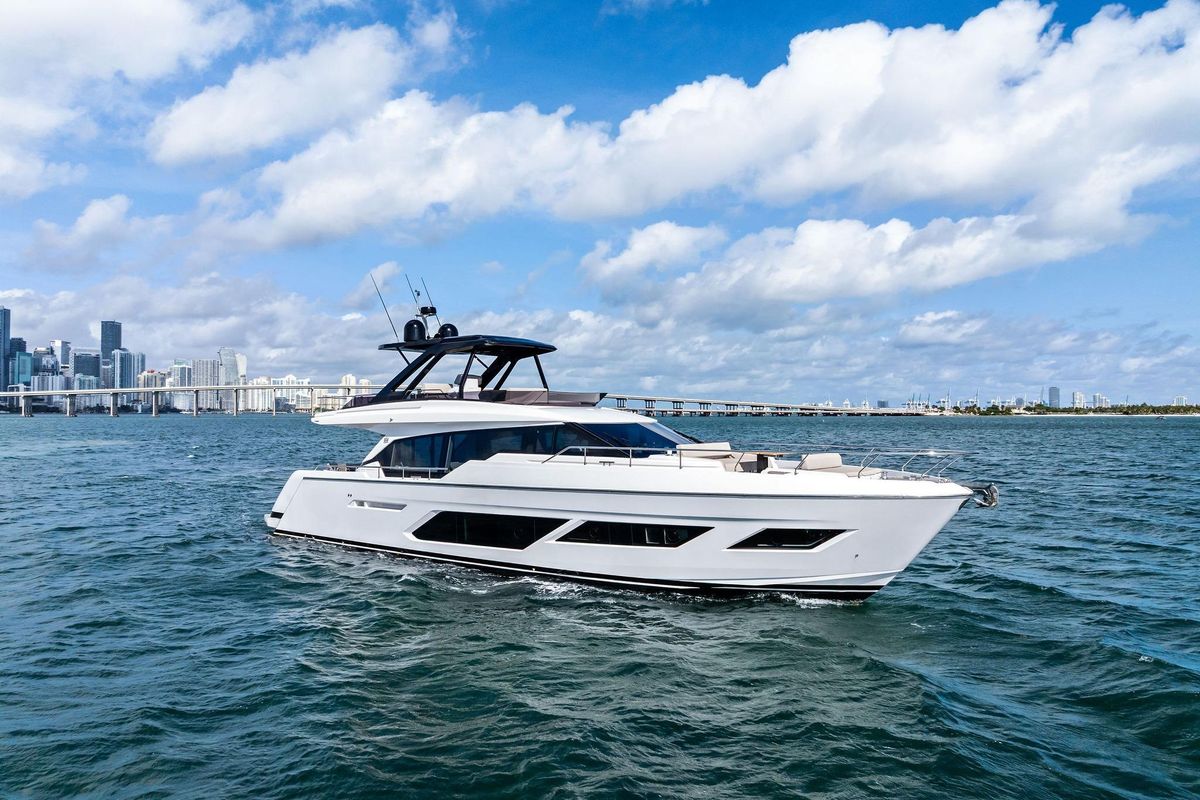 2024 Ferretti Yachts 72 