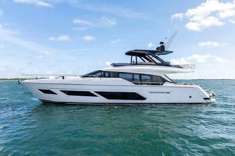 Santa Maria Yacht Photos Pics 