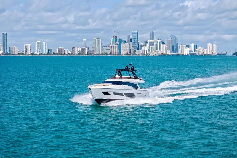 Santa Maria Yacht Photos Pics 