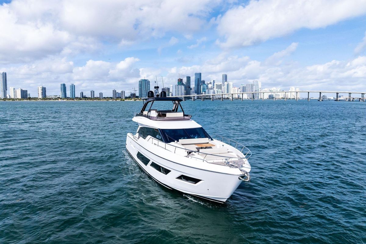 2024 Ferretti Yachts 72 