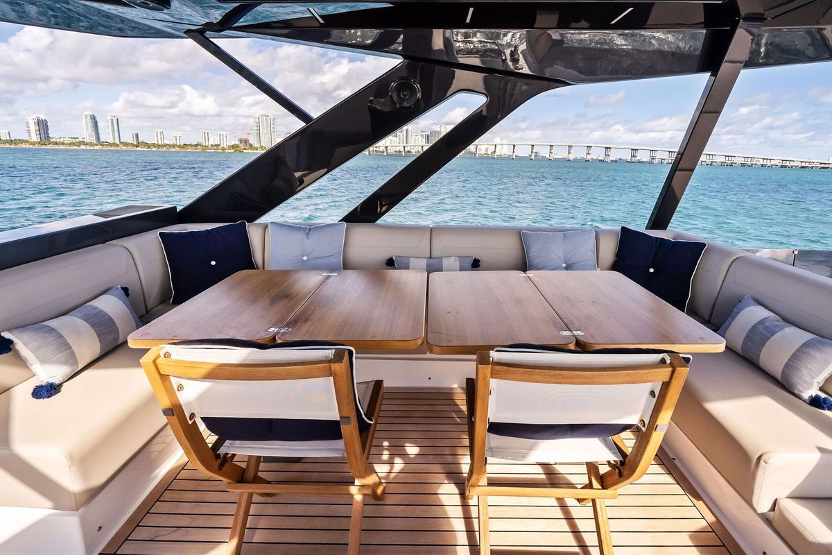 2024 Ferretti Yachts 72 