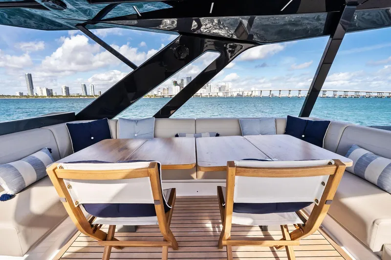 Santa Maria Yacht Photos Pics 