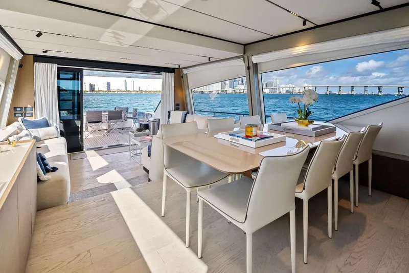 Santa Maria Yacht Photos Pics 