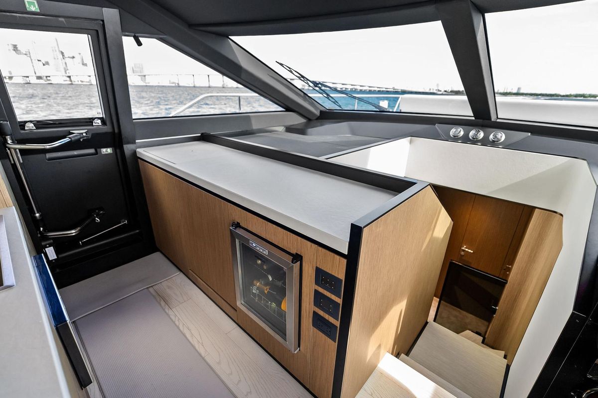 2024 Ferretti Yachts 72 