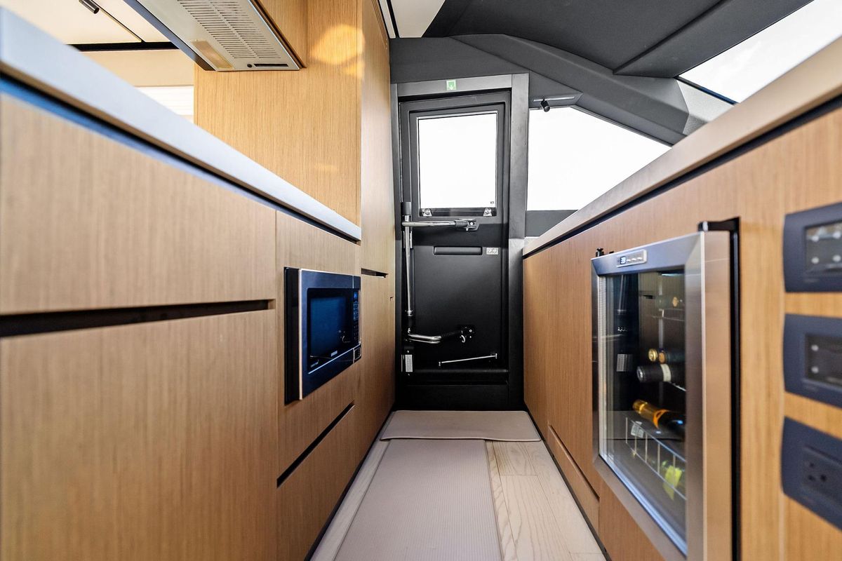 2024 Ferretti Yachts 72 