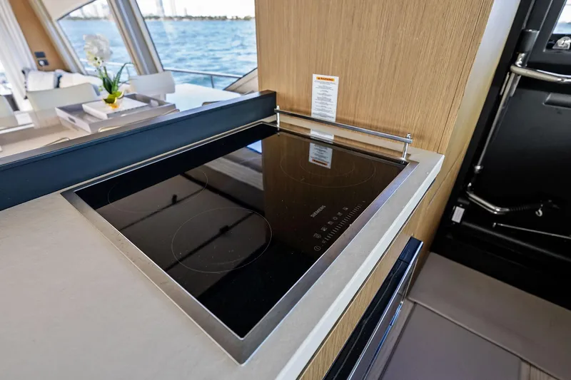 Santa Maria Yacht Photos Pics 