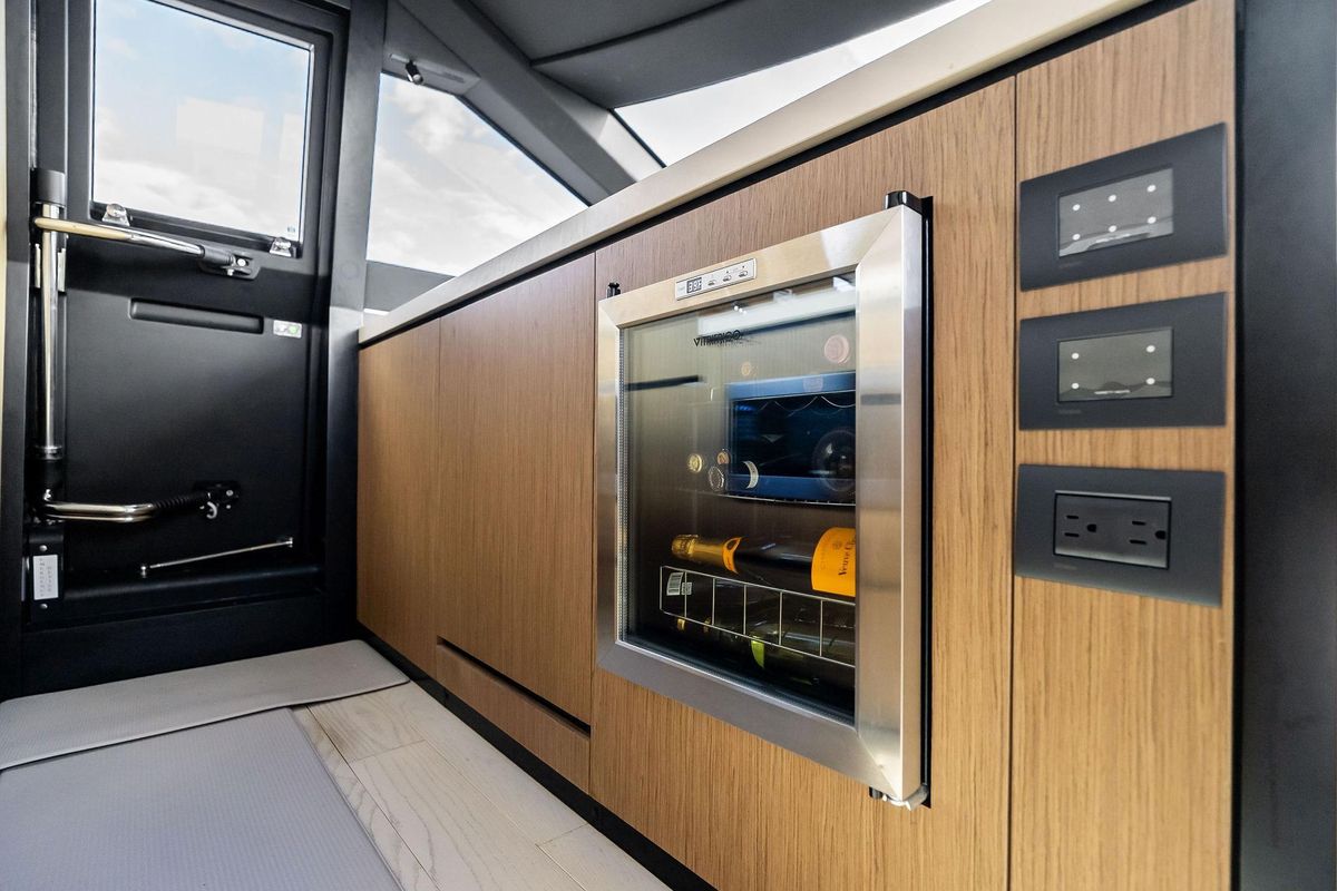 2024 Ferretti Yachts 72 