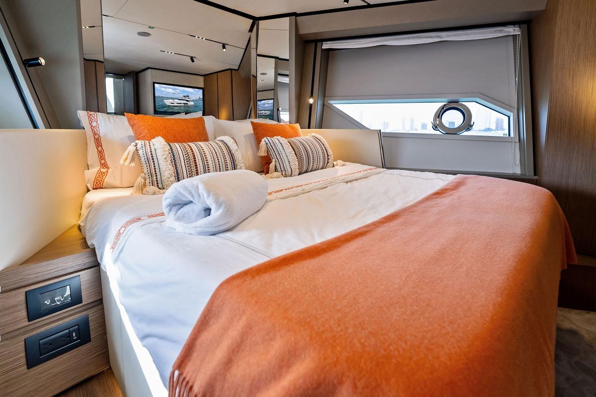 2024 Ferretti Yachts 72 