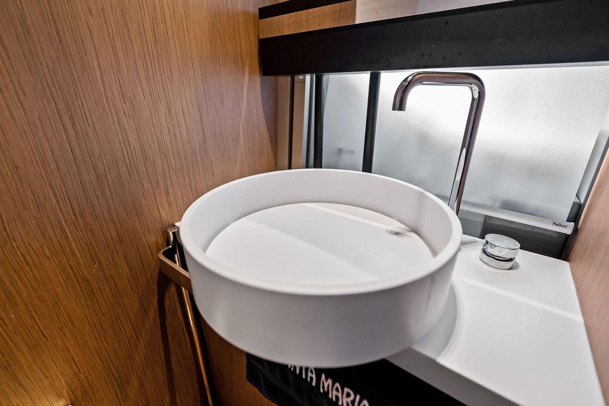 2024 Ferretti Yachts 72 