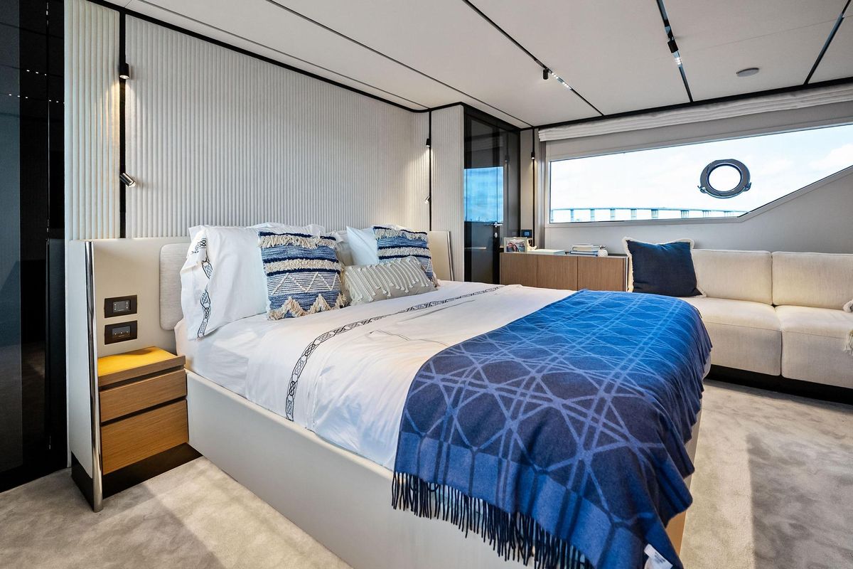 2024 Ferretti Yachts 72 