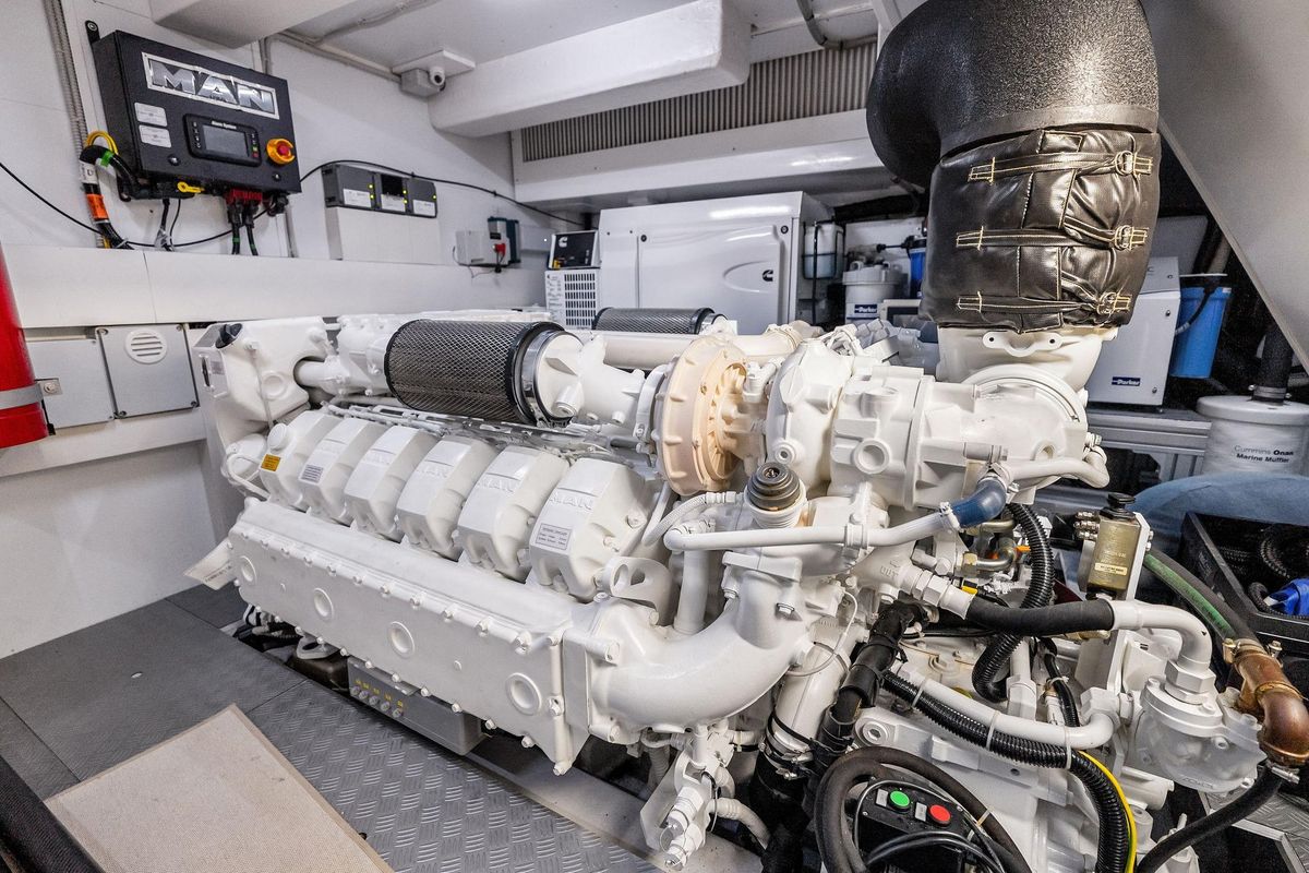 2024 Ferretti Yachts 72 