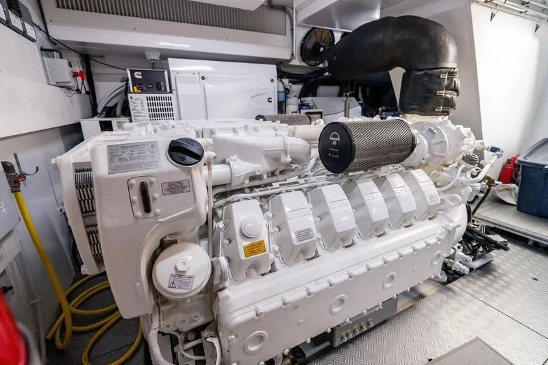 Santa Maria Yacht Photos Pics 