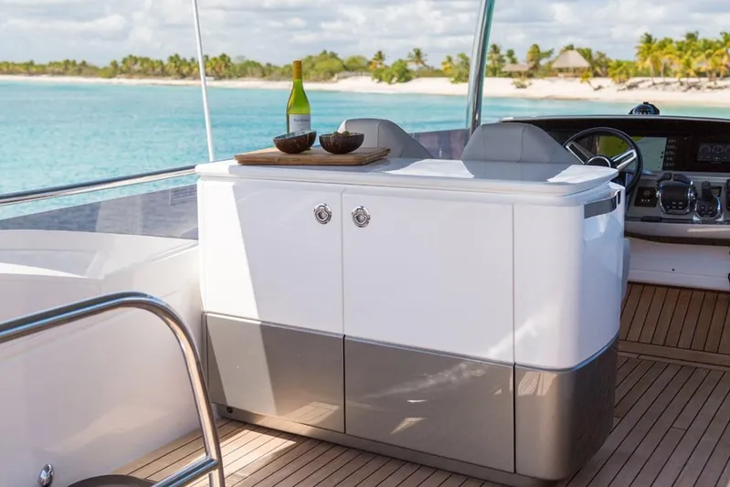  Yacht Photos Pics Manufacturer Provided Image: Manufacturer Provided Image: Manufacturer Provided Image: Manufacturer Provided Image: Princess F55 Flybridge