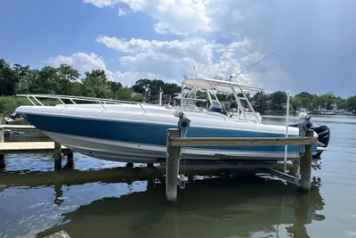 2007 Intrepid 370 Cuddy