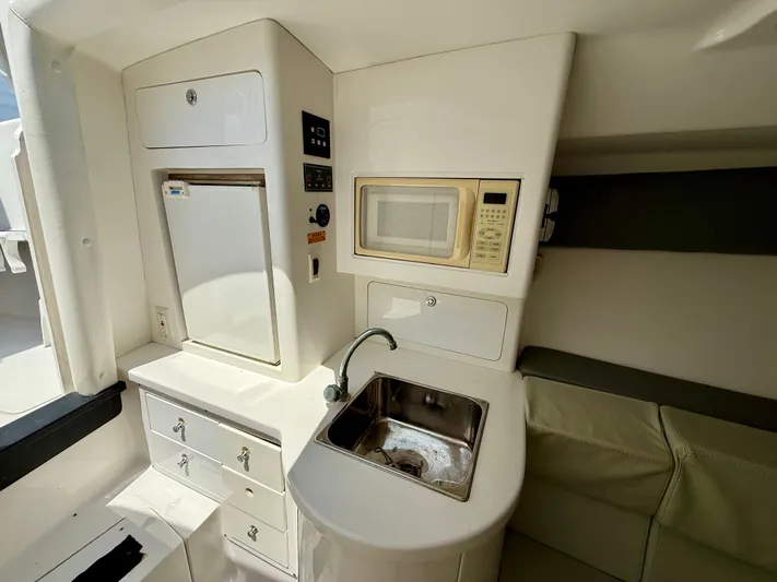 Perseverance III Yacht Photos Pics 