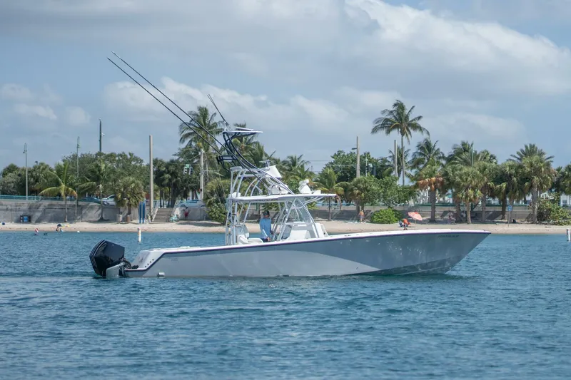 Zero Beach Yacht Photos Pics 