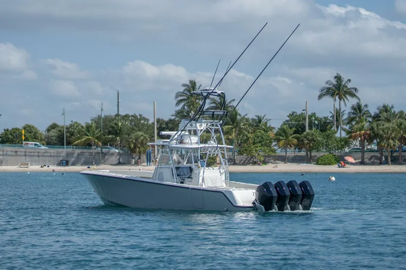 Zero Beach Yacht Photos Pics 