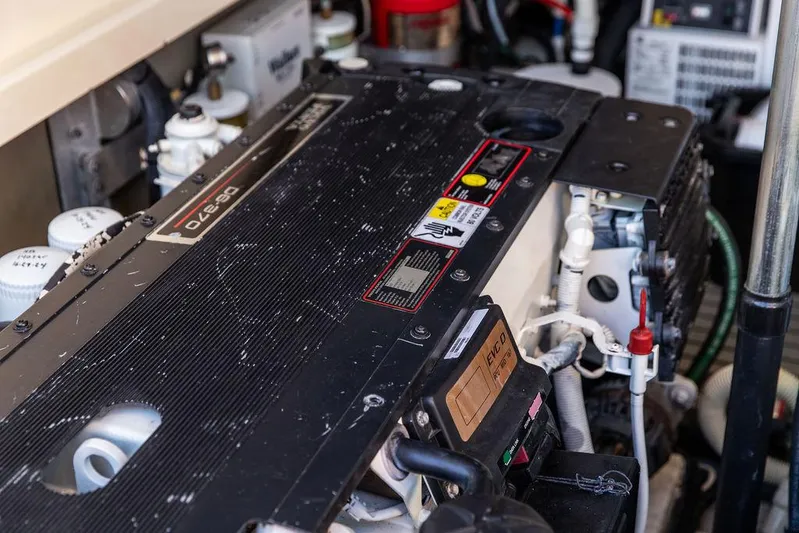 Gracious Yacht Photos Pics 