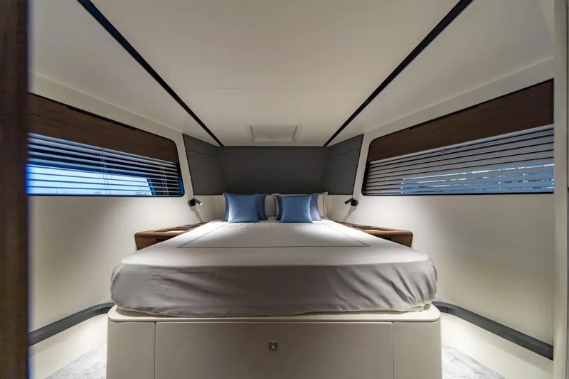  Yacht Photos Pics Astondoa As5