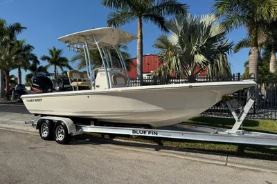 Key West 230 Bay Reef