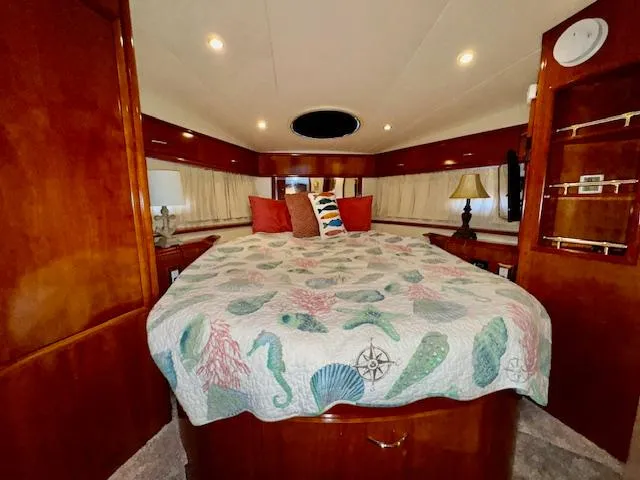 Why Knot Yacht Photos Pics 