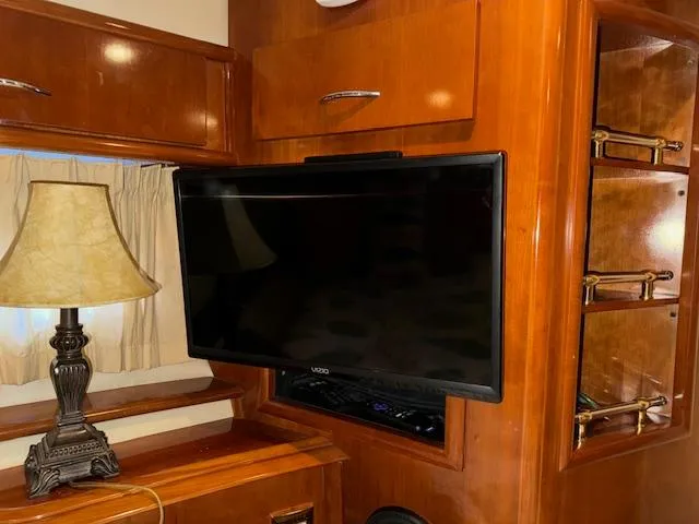 Why Knot Yacht Photos Pics 