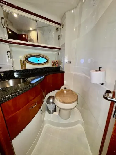 Why Knot Yacht Photos Pics 