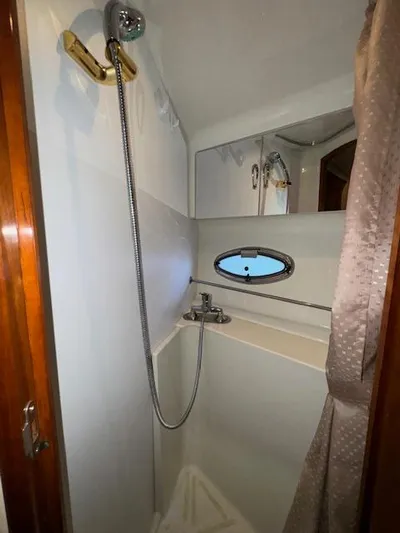 Why Knot Yacht Photos Pics 