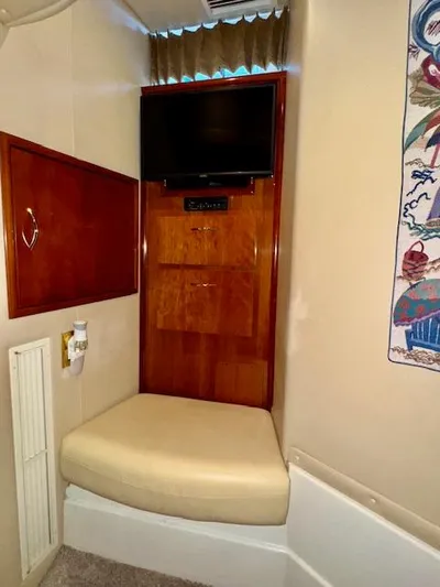 Why Knot Yacht Photos Pics 