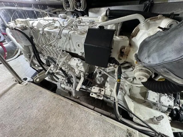 Why Knot Yacht Photos Pics 