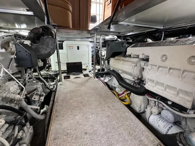 Why Knot Yacht Photos Pics 