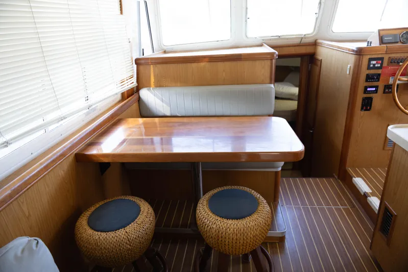 Figur'in It Out Yacht Photos Pics 