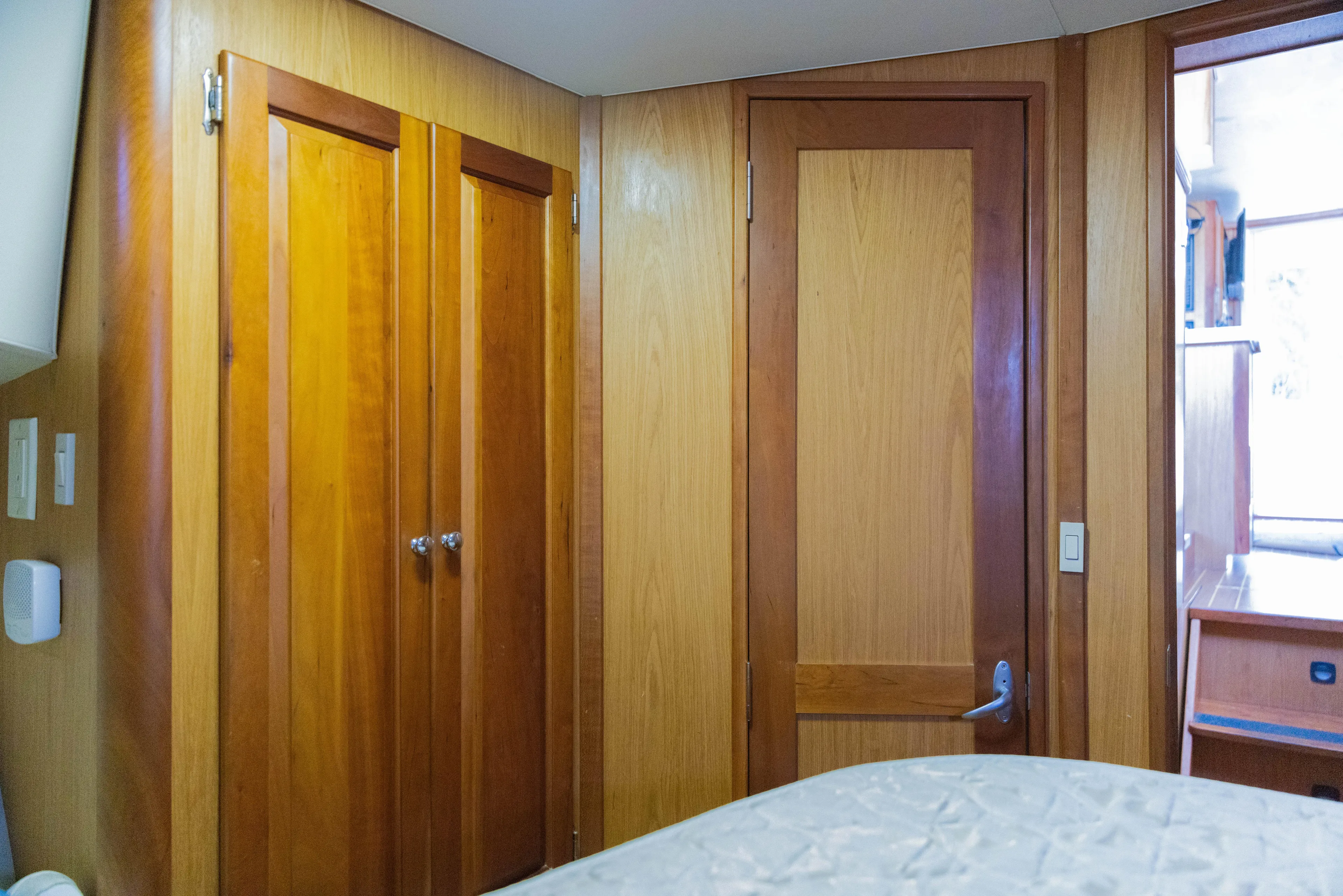 Figur'in It Out Yacht Photos Pics 