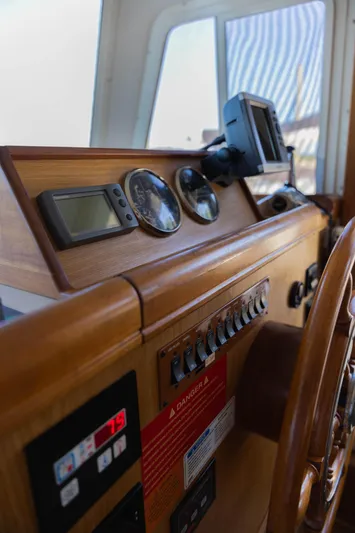 Figur'in It Out Yacht Photos Pics 