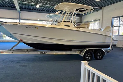Boston Whaler 230 Outrage