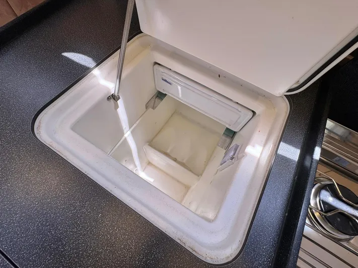 Ahyoka Yacht Photos Pics 