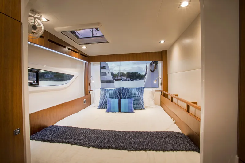 Minnehaha Yacht Photos Pics 