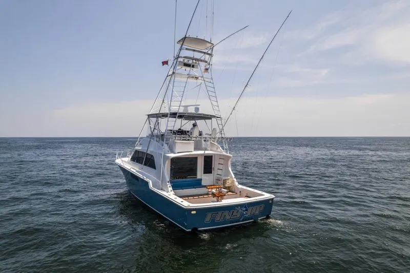 Fins Up Yacht Photos Pics 1987 54 Bertram Convertible Fins Up Stern