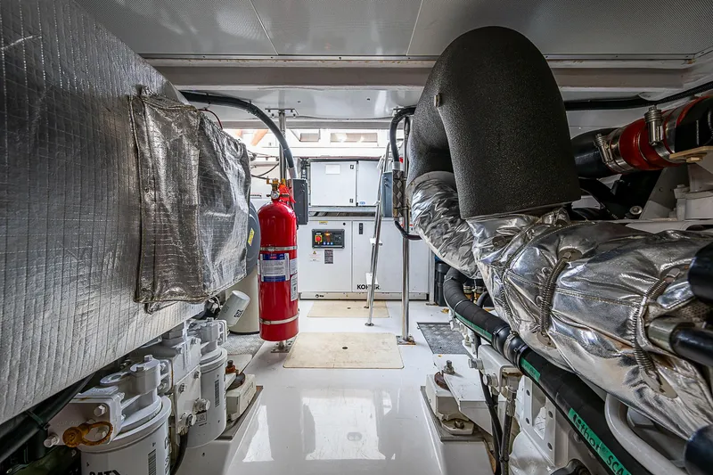 Evado Yacht Photos Pics 