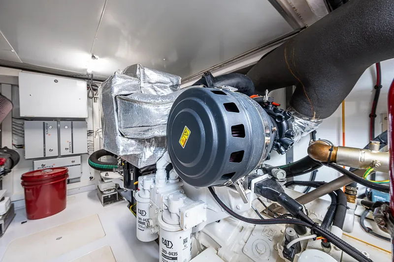 Evado Yacht Photos Pics 