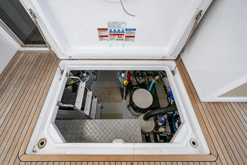 Evado Yacht Photos Pics 