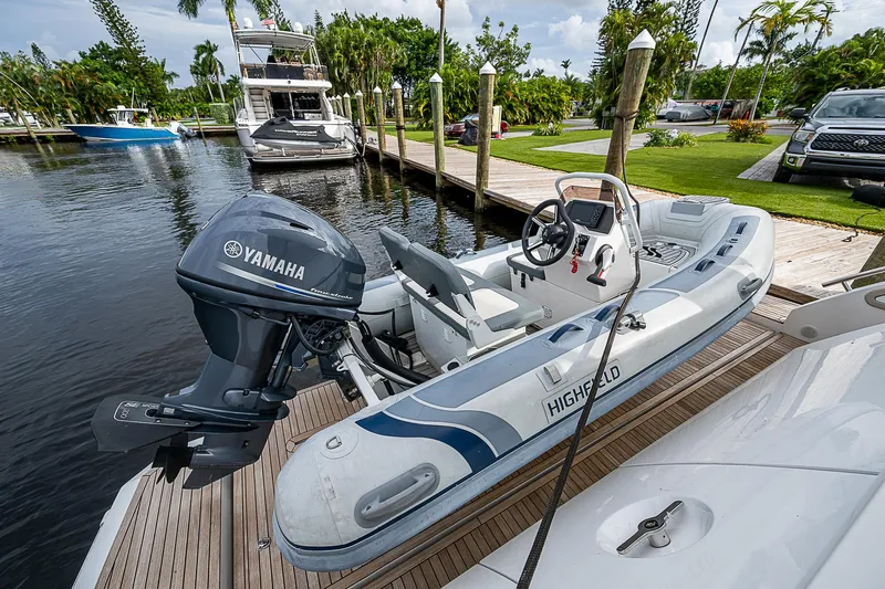 Evado Yacht Photos Pics 