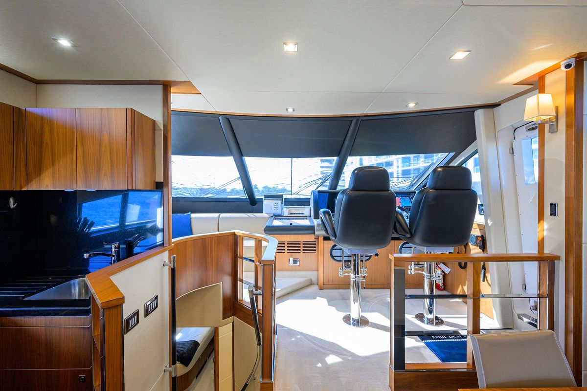 2014 Sunseeker 73 