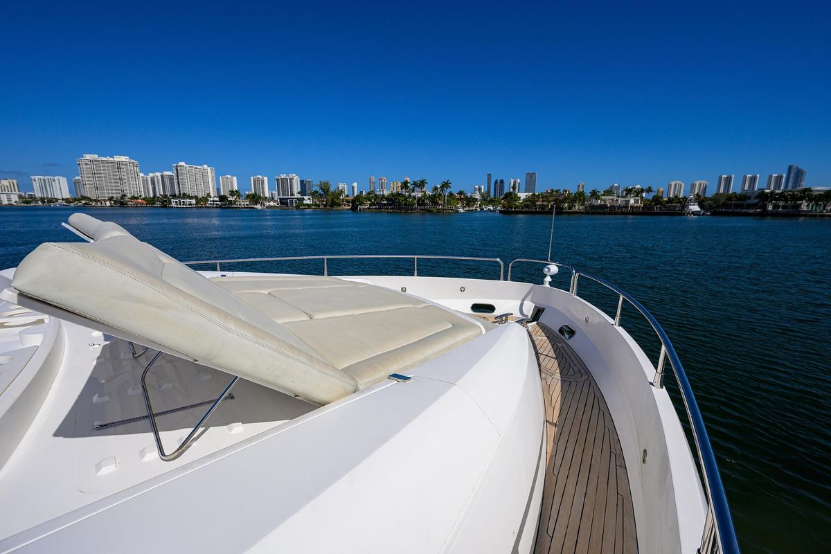 2014 Sunseeker 73 