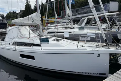 Beneteau Oceanis 30.1