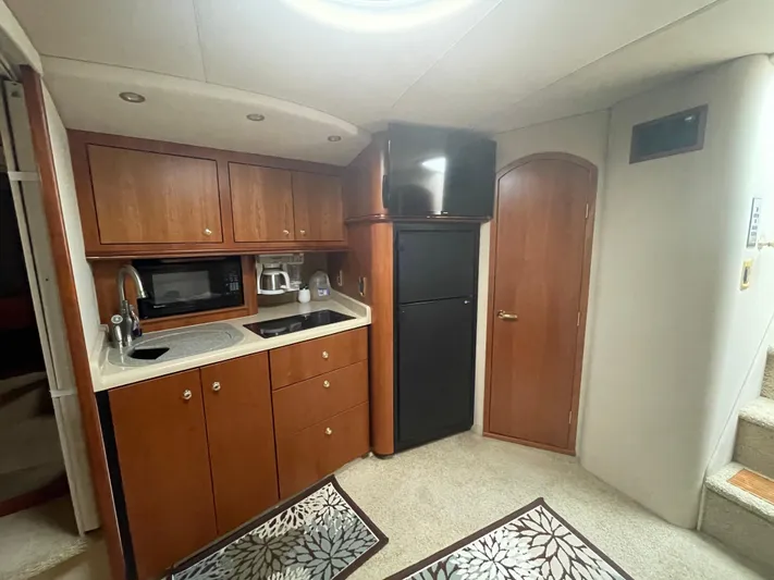 Fuelish Pleasure Yacht Photos Pics 