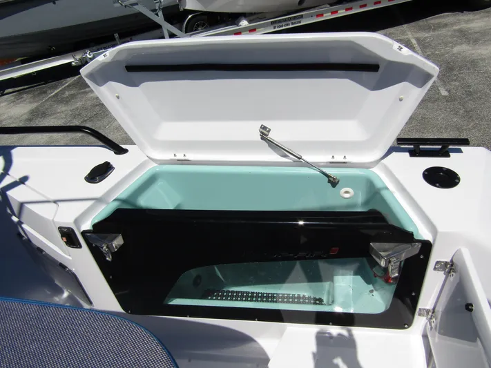 Empoleon Yacht Photos Pics 